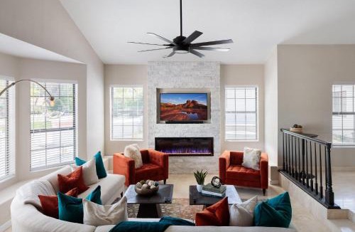 Paradise Valley Village House | LUXE-Paradise Palace-Heated Pool&Spa-Guest Casita