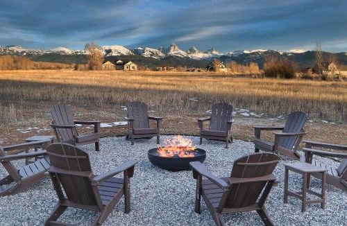 Clawson House | Luxe Tetonia Home w/Tetons View, Close to Skiing!