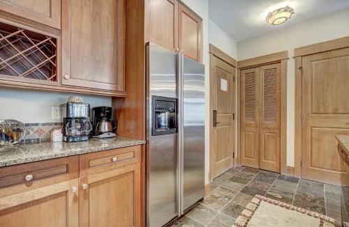 River Run Apartment | Luxurious 2 BR in River Run Village with Ski in ski out, Kids Ski Free condo