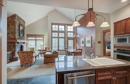River Run Apartment | Luxurious 2 BR in River Run Village with Ski in ski out condo