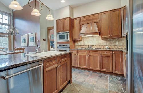 River Run Apartment | Luxurious 2 BR in River Run Village with Ski in ski out condo