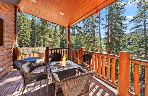 Blue River House | Luxurious 5BDR Getaway with Hot Tub and Mountain Views