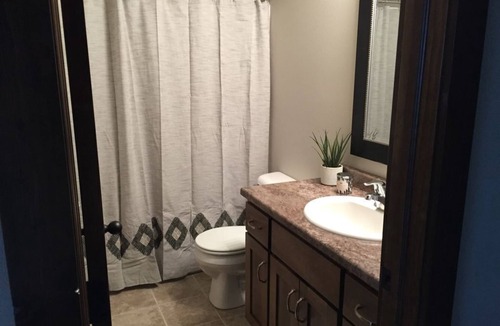 Spirit Lake House | Luxurious Lakehouse Living at Bridges Bay! Sleeps up to 10 people!