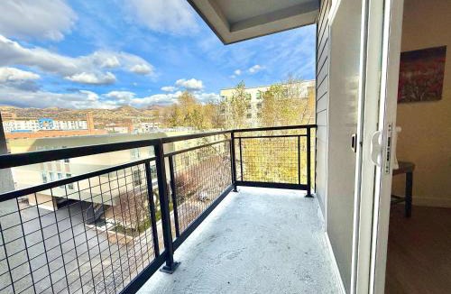 Downtown Salt Lake City House | Luxurious New Condo in Downtown SLC