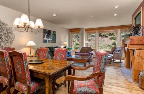 Deer Valley House | Luxurious peaceful Deer Valley Condominium - great location