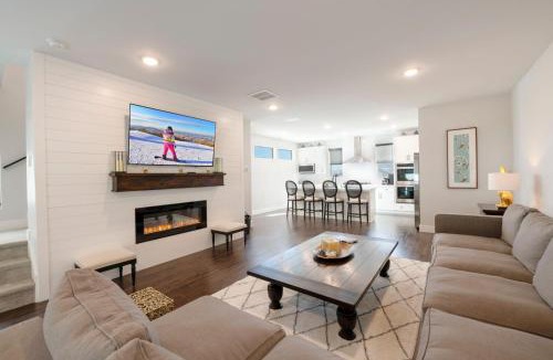 Park City Apartment | Luxury 3BR with Mountain Views at 1374 Gambel Oak Way