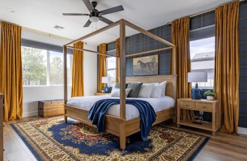 Flagstaff House | Luxury 4-BR Flagstaff Retreat Hot Tub AC