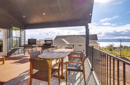 Cherimoya Hill House | Luxury Bear Lake Getaway w/Sports Court & Hot Tub