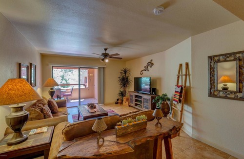 Paradise Valley Village Condo | Luxury Condo at Anasazi Village - 2 Bed/2 Bath