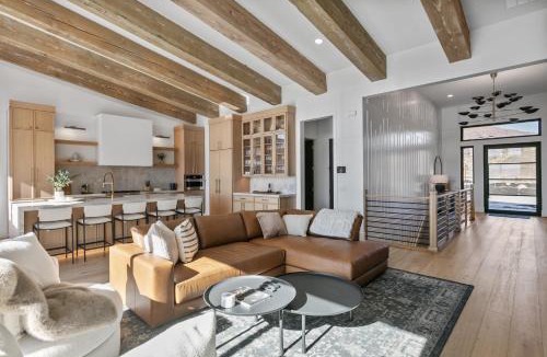 Park City House | Luxury Deer Valley East Village Retreat - Hot Tub