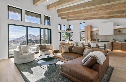 Park City House | Luxury Deer Valley East Village Retreat - Hot Tub