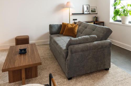 East Town Apartment | Luxury Downtown Apt with Parking, Gym, and Lap Pool · Sleeps 4-5