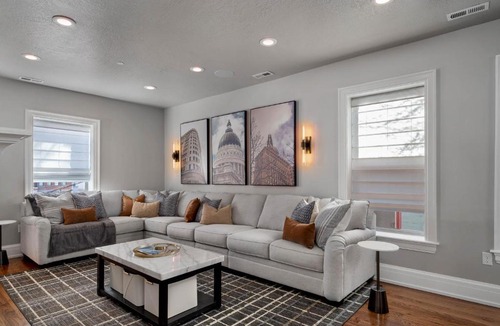 Downtown Salt Lake City House | Luxury Downtown Retreat 4BR w Hot Tub & Views