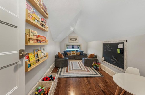 Downtown Salt Lake City House | Luxury Downtown Retreat 4BR w Hot Tub & Views