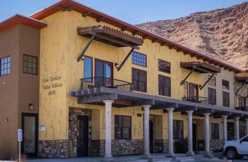Moab Apartment | Luxury Downtown Rental - La Dolce Vita Villa #4