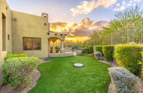 Canyon Ridge Estates House | Luxury Estate with Pool Desert Views & Casita