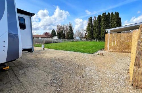 Nampa Apartment | Luxury Glamping near Idaho Event Center in Nampa
