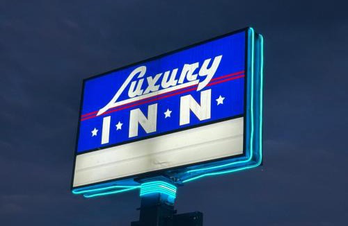 Cheyenne Apartment | Luxury Inn