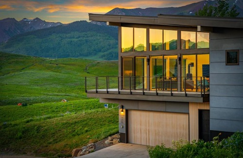 Mount Crested Butte House | Luxury Modern Home Walk to Lifts Ski Trails