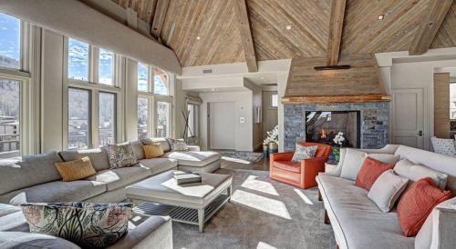 Vail Apartment | Luxury Mountain-Side Penthouse with Stunning Views