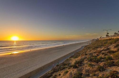 Carlsbad Apartment | Luxury Ocean Views & Steps To The Sand - Tower 36 Lower Condo Unit