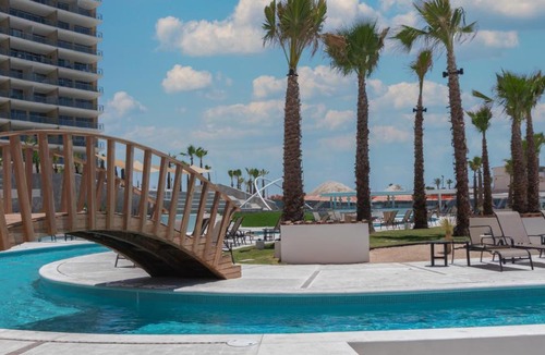 Bella Vista House | Luxury Oceanfront Condo with Stunning Views