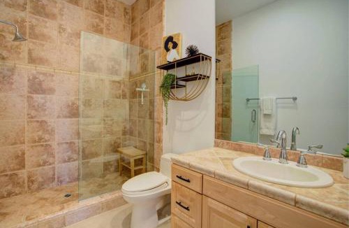 Palm Springs House | Luxury Palm Springs Retreat w/Heated Pool & Spa