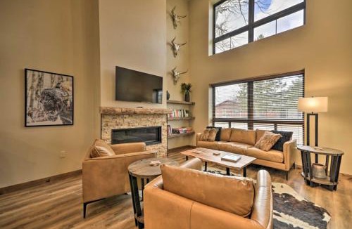 Red Lodge House | Luxury Red Lodge Retreat Hot Tub Downtown