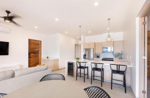 Cerritos House | Luxury Seafront Residence in Boutique Development