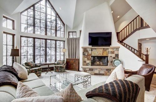 Beaver Creek Apartment | Luxury Ski-in 3 Br Penthouse Inside Pines Lodge, Sleeps 10!