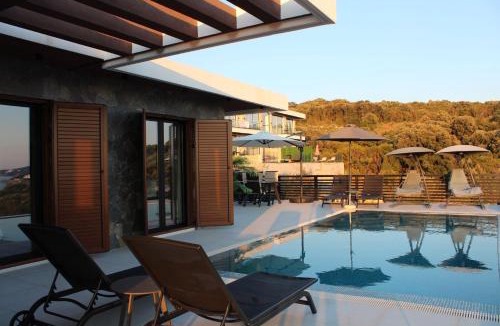 Bar Villa | Luxury Villa Lorcrimar