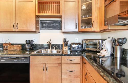 Estes Park Apartment | MacGregor Mountain 27C