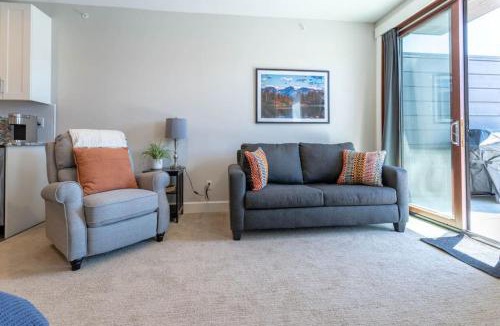 Grand Lake Apartment | Mad Moose Retreat Gorgeous Condo by Grand Lake