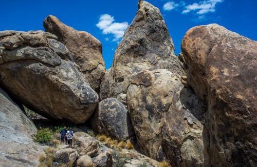 Lone Pine House | Magical property in the Alabama Hills - HOT TUB