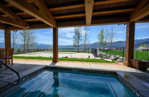 Eden House | Magnificent View Hot Tub Mtn Views PoolGame Rm