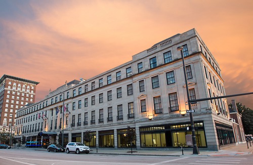 Downtown Omaha Hotel | Magnolia Hotel Omaha