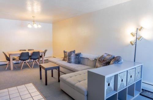 Historic District House | Main St 2BR Next to Ski Access