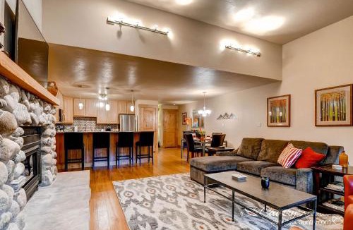Historic District House | Mainridge B by Ski Country Resorts