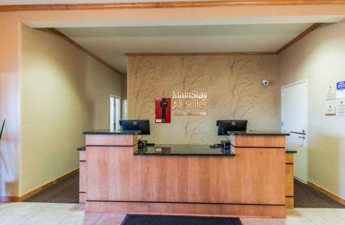 Sidney Hotel | MainStay Suites Sidney - Medical Center