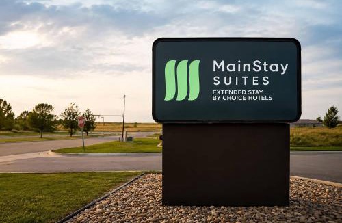 Watford City Hotel | MainStay Suites Watford City - Event Center
