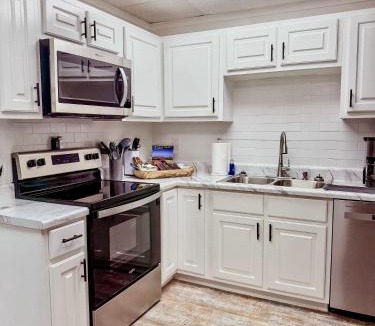 Red Bay Apartment | MainStays