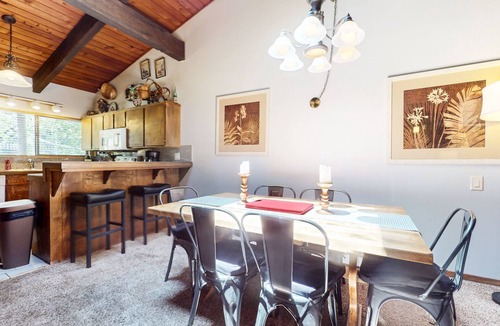Mammoth Lakes Condo | Mammoth Estates 227 Mountain rustic with Wood Burning Fireplace, Amazing location by RedAwning