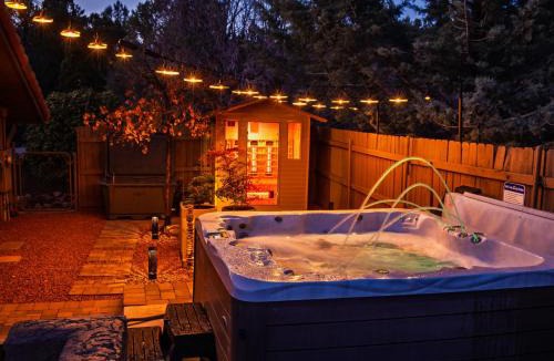 Sedona House | Mammoth Rock Splendor Family Home-Close to town, Huge Spa & Game Room