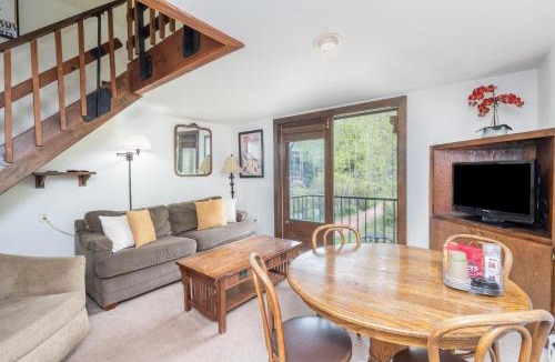 Telluride Hotel | Manitou Lodge 7 by Alpine Lodging Telluride