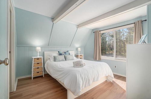 Glen Arbor House | Manitou Watch