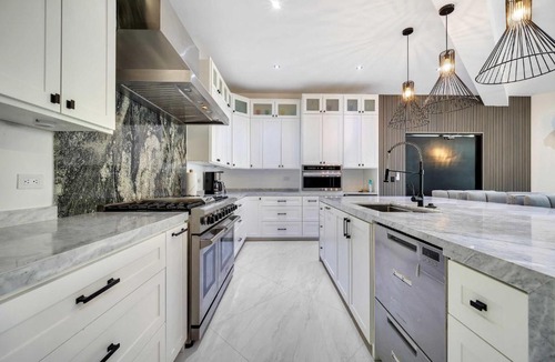 Cabo Bello House | Marbella Lane Grand 5BR Oasis Villa Getaway
