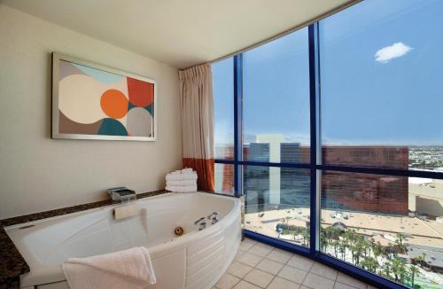 Las Vegas Hotel | Masquerade Tower at Rio Hotel & Casino