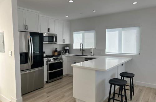 Sand Section Apartment | MB Modern Sand Section Sea View