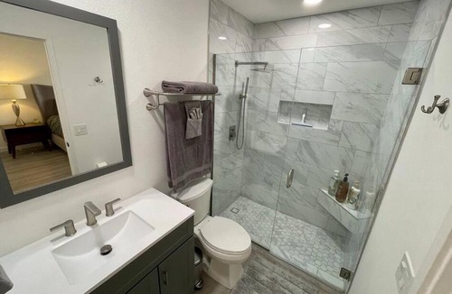 Downtown Palm Springs Apartment | MCM Condo Downtown Palm Springs