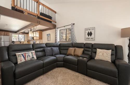 Fraser Apartment | Meadow Ridge Court 29 unit 8